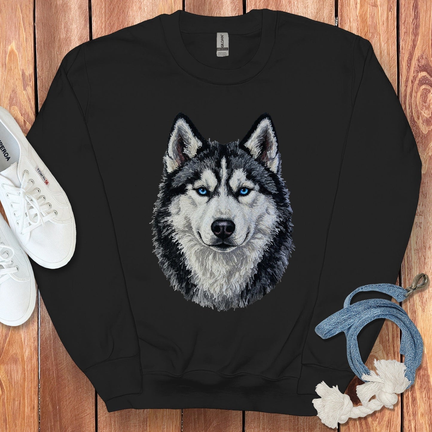 Black Sweatshirt with Detailed Husky Graphic Design
