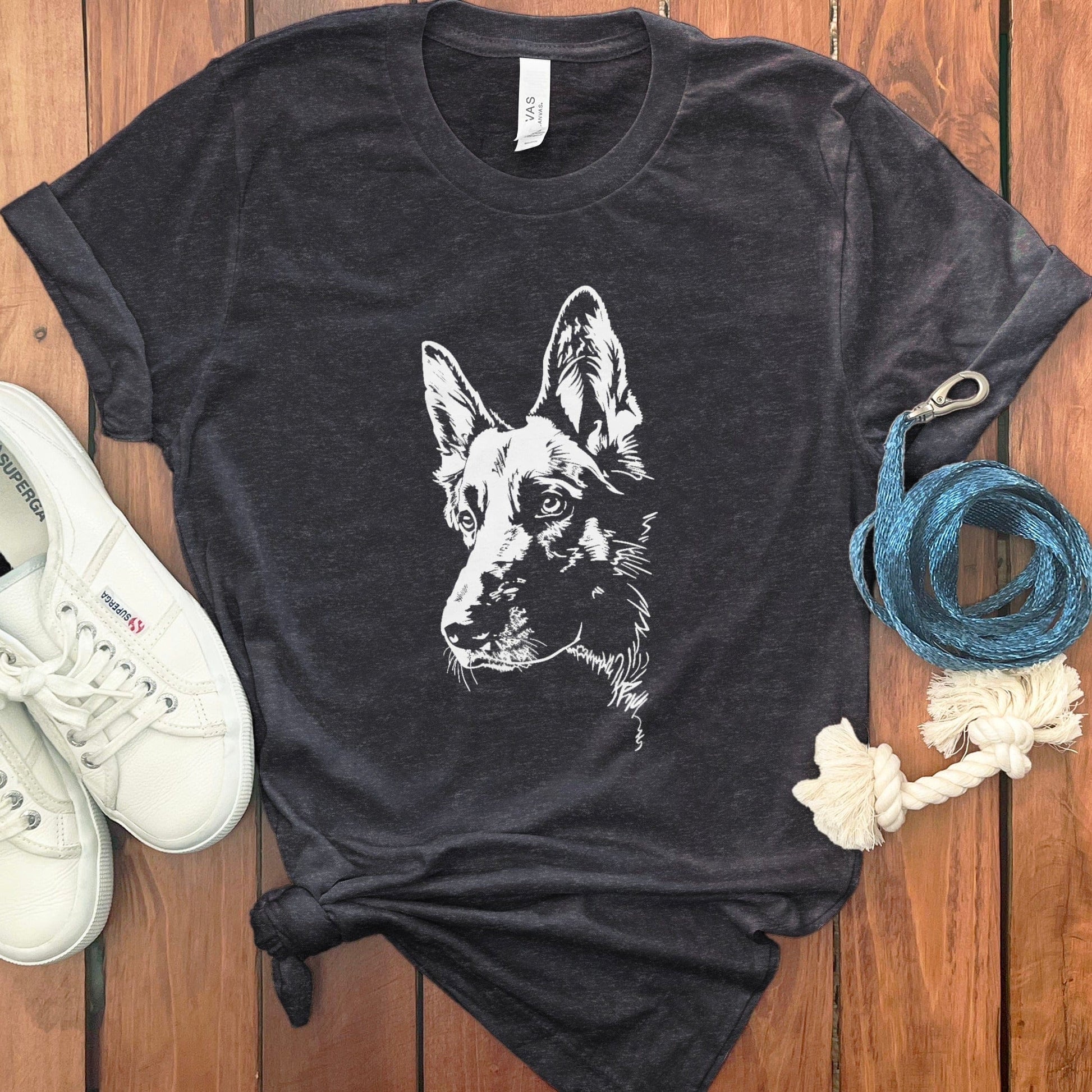 Stylish Graphic Tee with Dog Print Casual Product