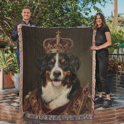 THE ROYAL PET PORTRAIT BLANKET