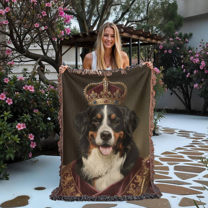 THE ROYAL PET PORTRAIT BLANKET