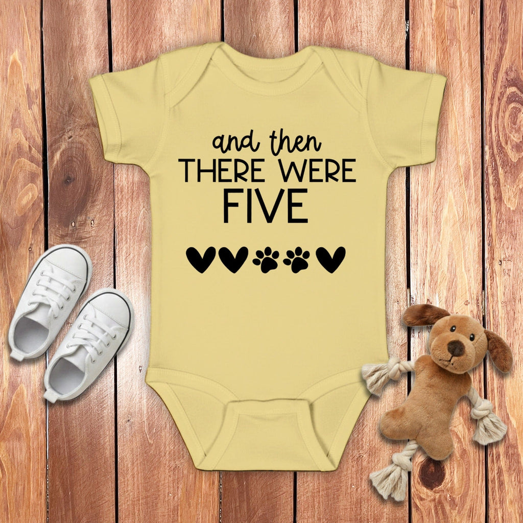 And Then There Were Five Bodysuit in Banana / NB (0-3M) by Puppy Jo