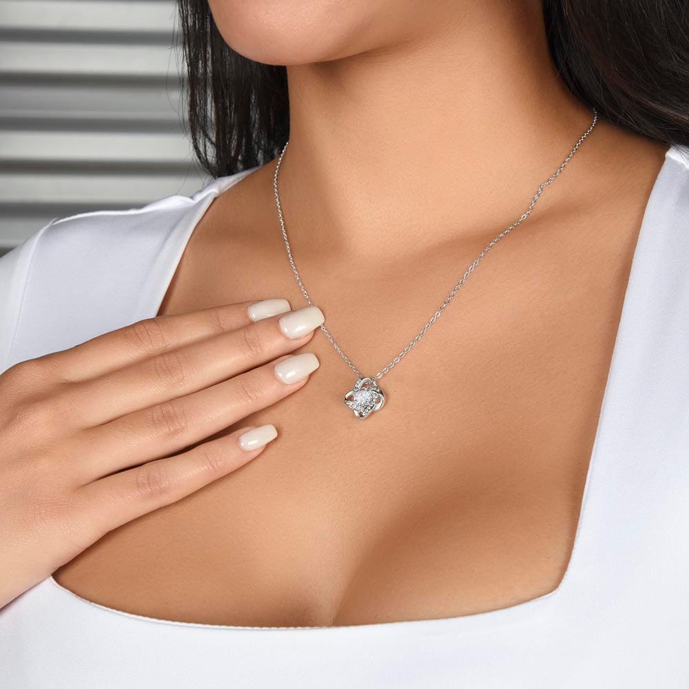 BEST DOG MOM LOVE KNOT NECKLACE