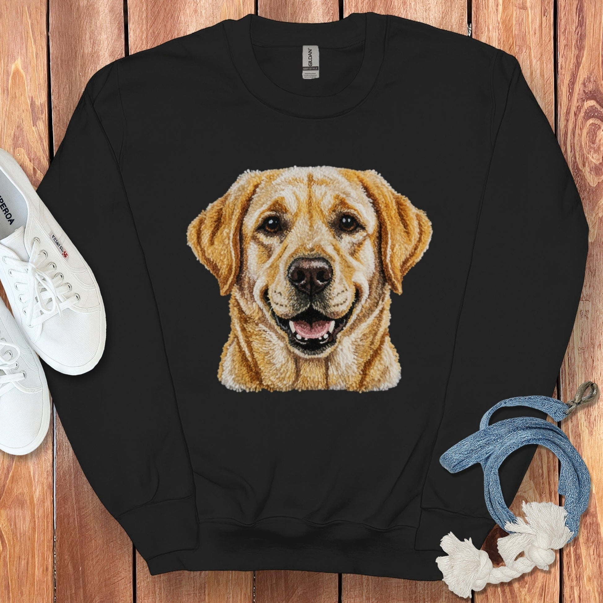 Cute Yellow Labrador Dog Face Design Sweatshirt