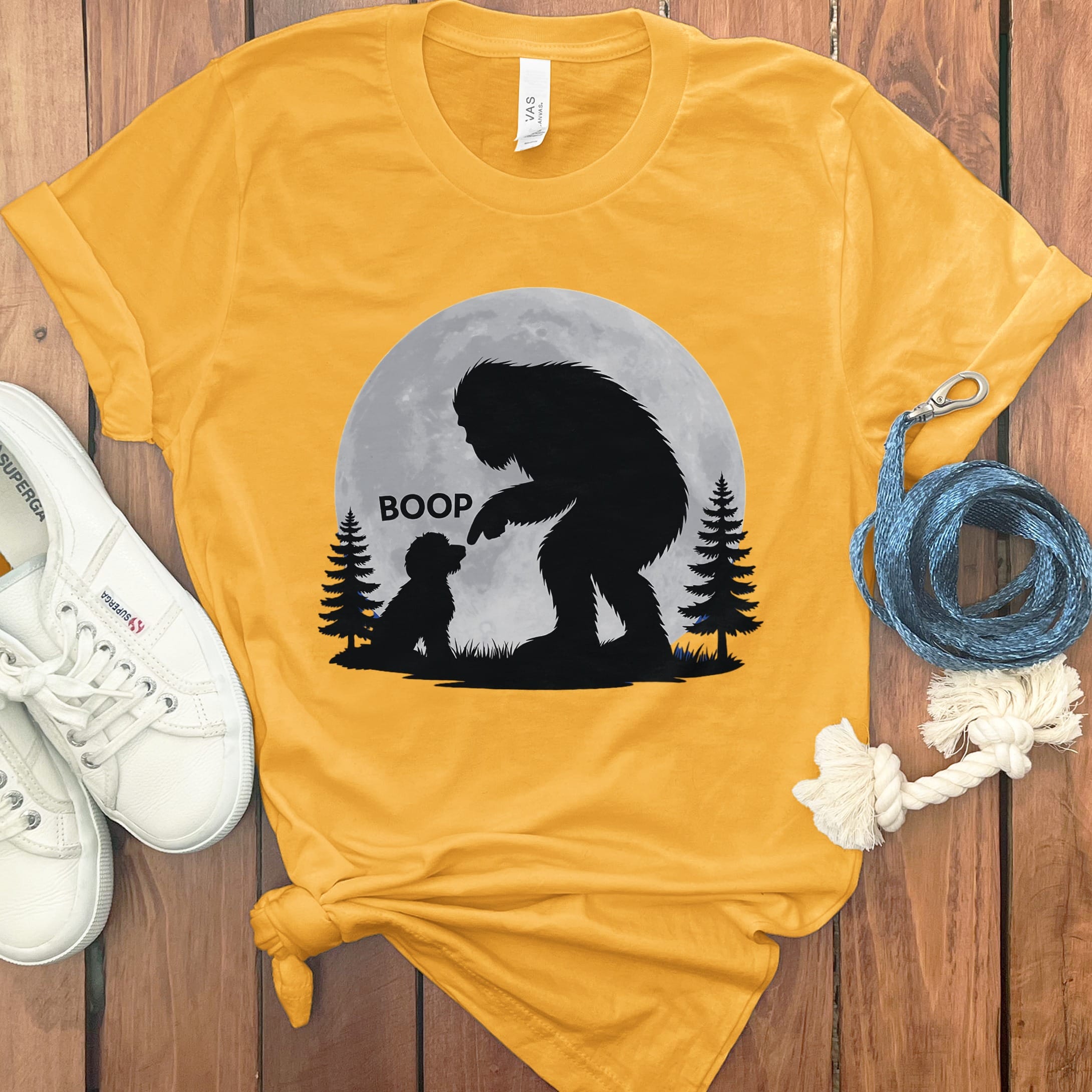 Doodle Meets Bigfoot T-Shirt in Gold / S by Puppy Jo