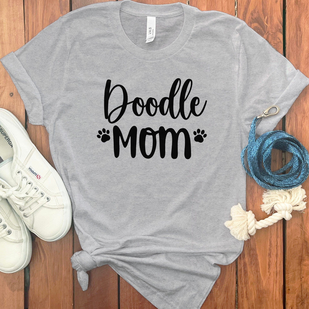 Doodle Mom T-Shirt in Athletic Heather / S by Puppy Jo