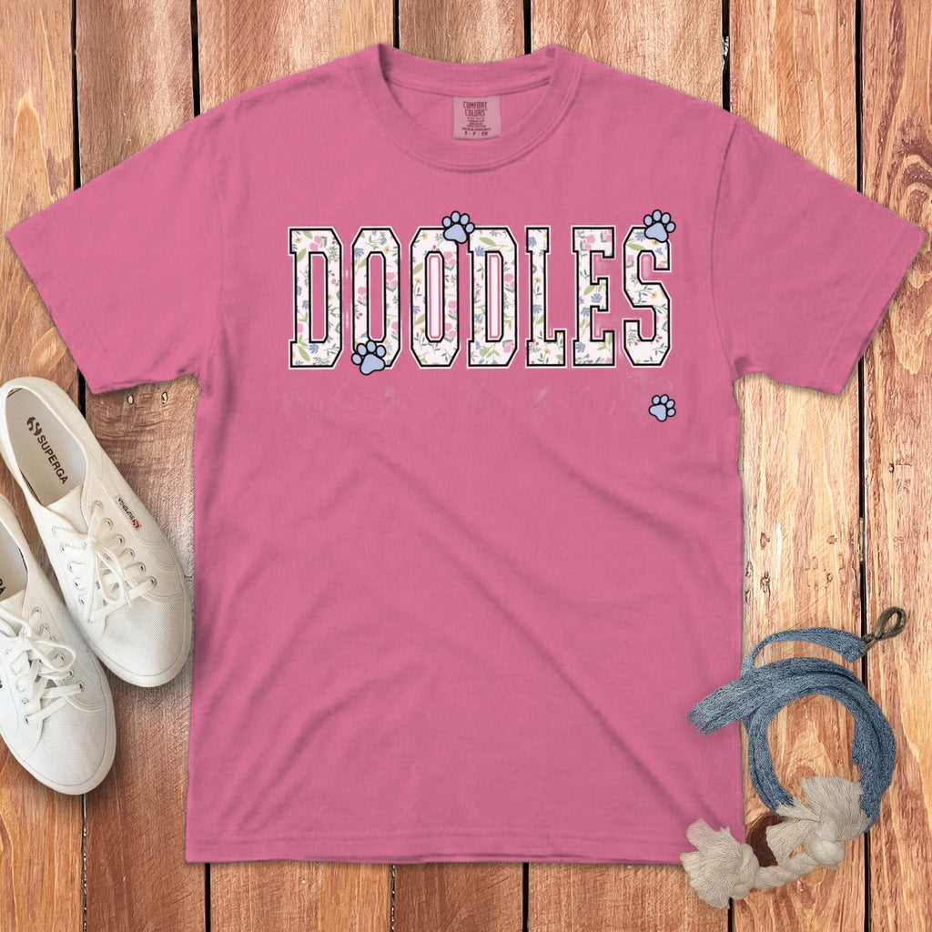 Everything Doodles Signature T-Shirt in Crunchberry / S by Puppy Jo