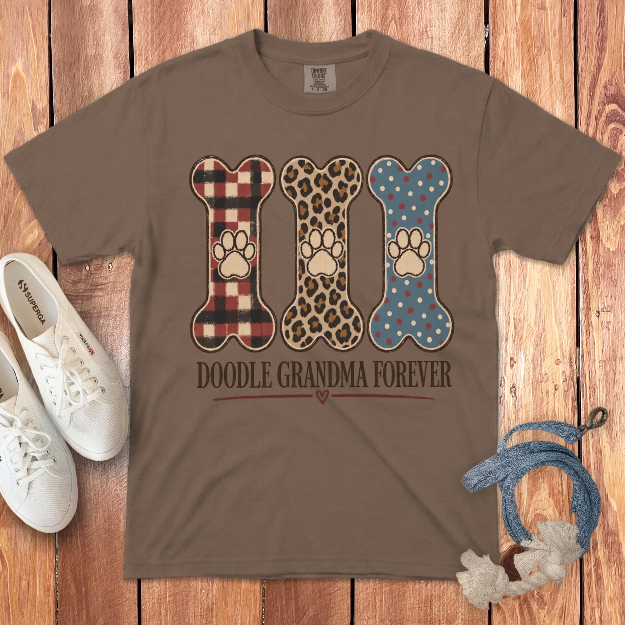 Doodle Grandma Forever Signature T-Shirt in Espresso / M by Puppy Jo