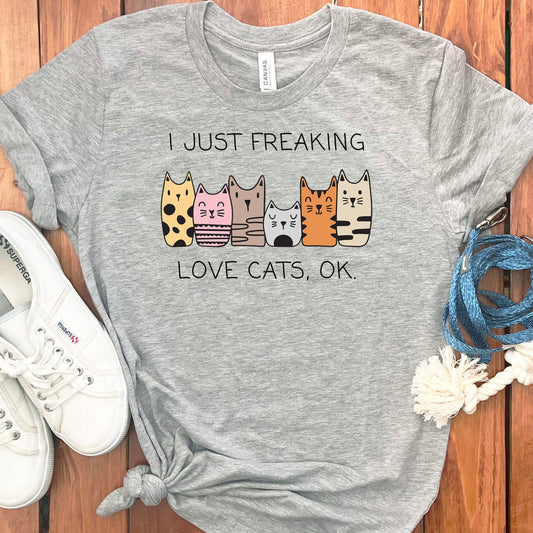 FREAKING LOVE CATS T-SHIRT