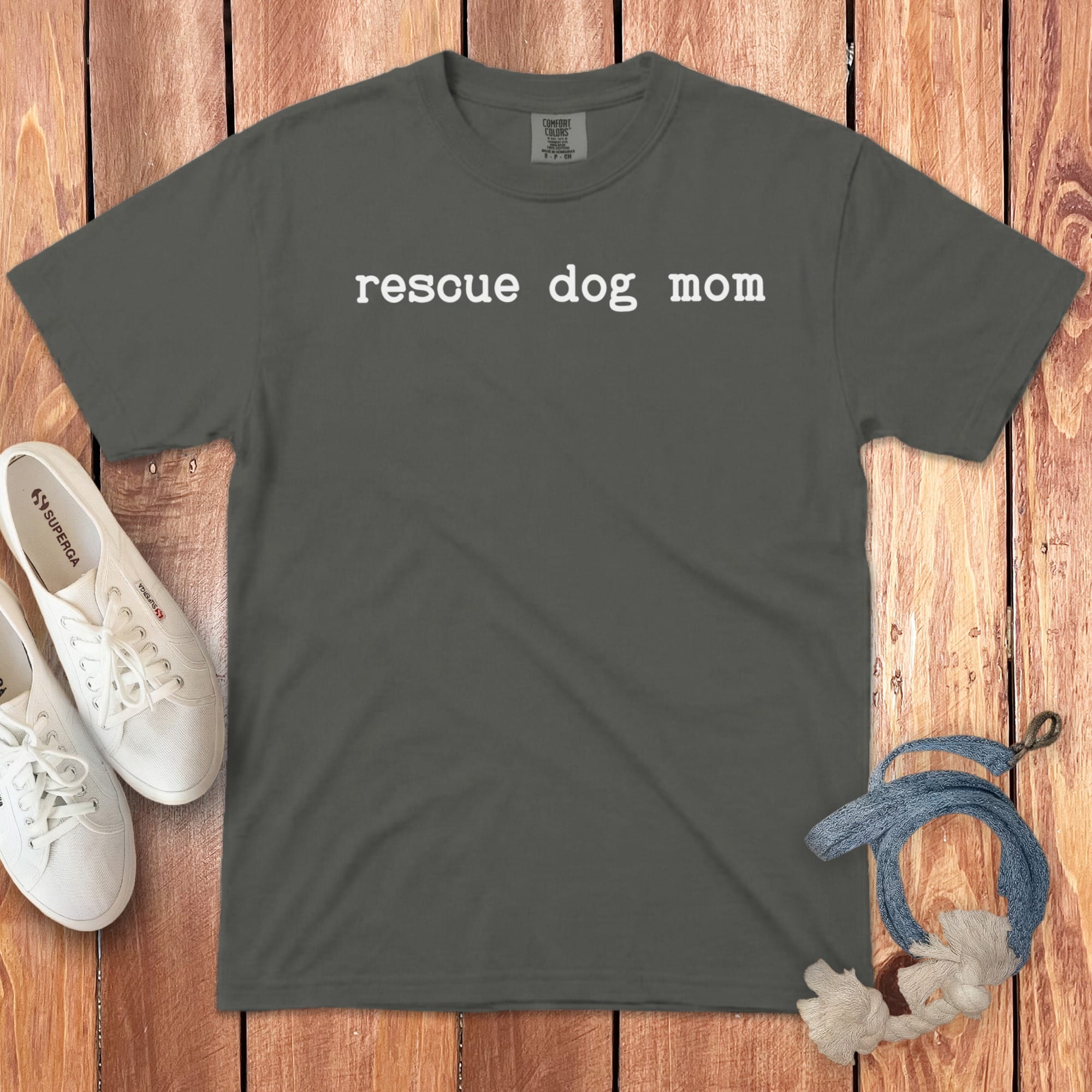 Rescue Dog Mom Signature T-Shirt in Pepper / S by Puppy Jo