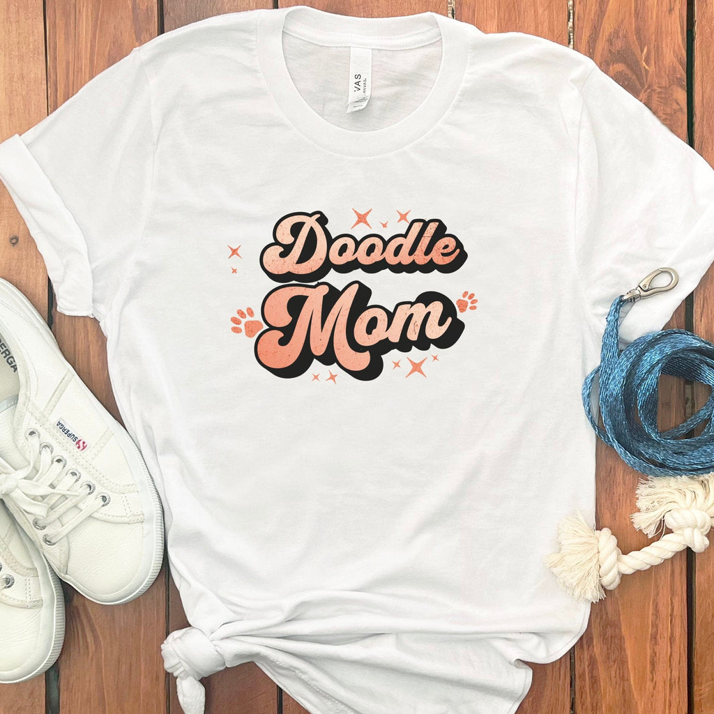 Retro Doodle Mom T-Shirt in White / S by Puppy Jo