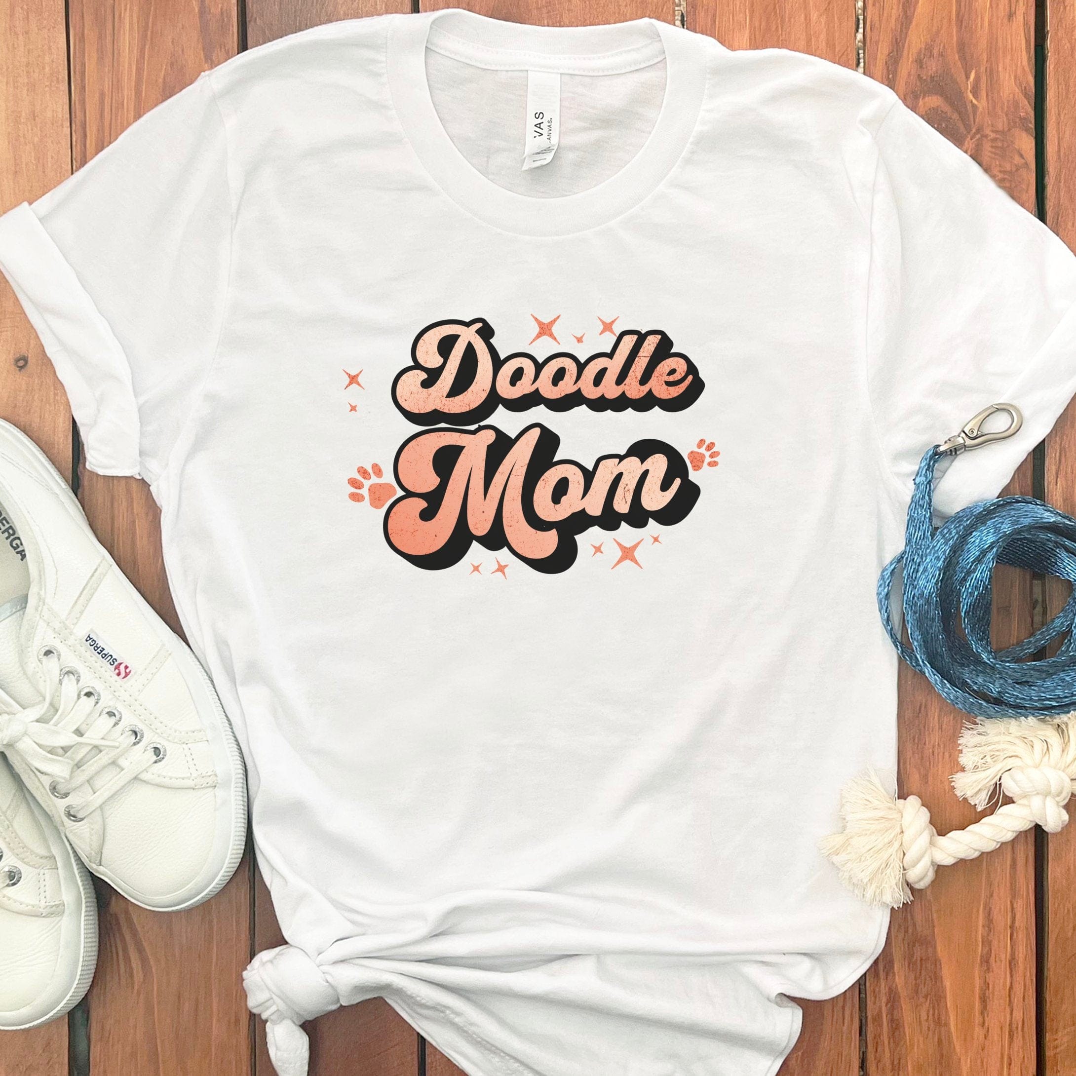 Retro Doodle Mom T-Shirt in White / S by Puppy Jo
