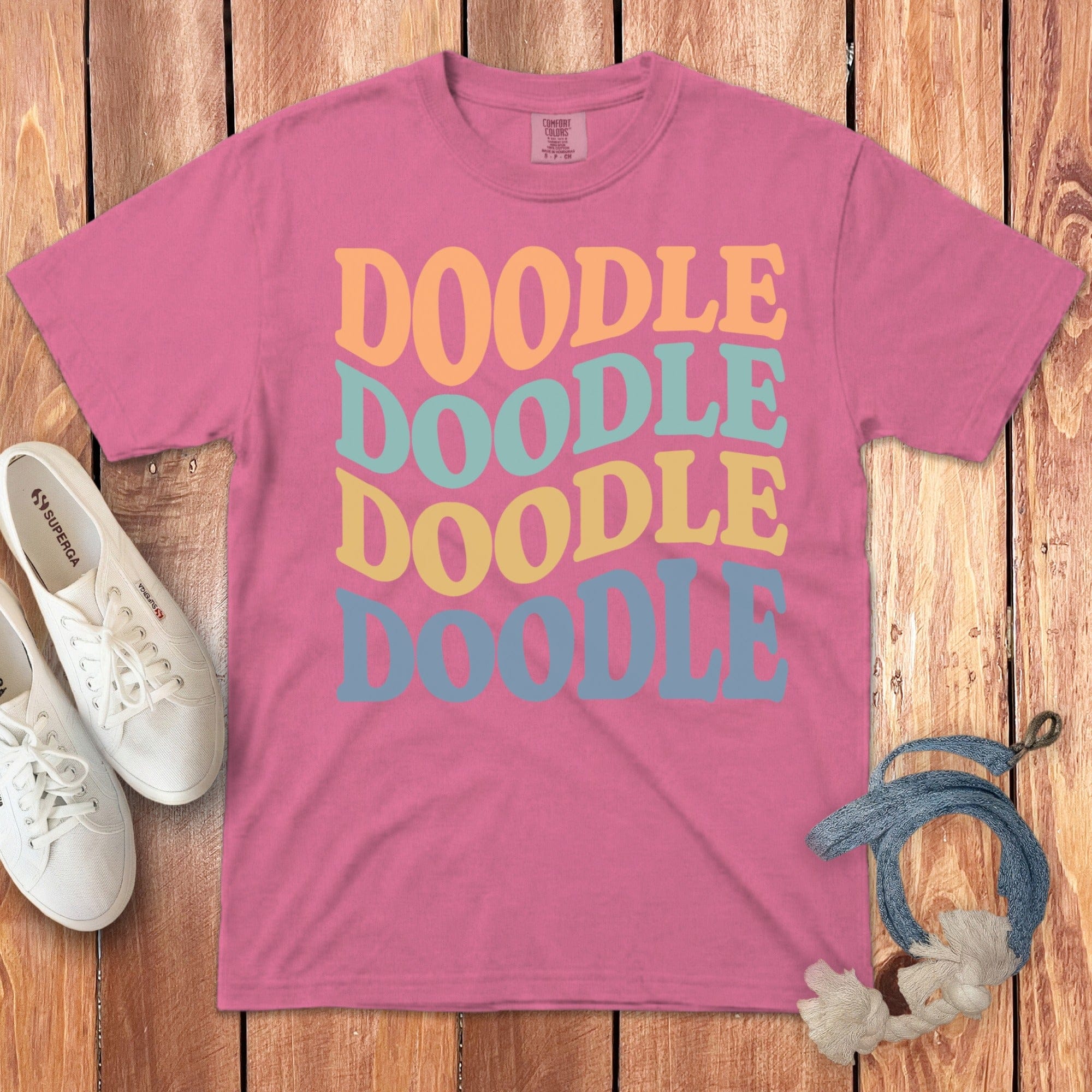Retro Doodle Signature T-Shirt in Crunchberry / S by Puppy Jo