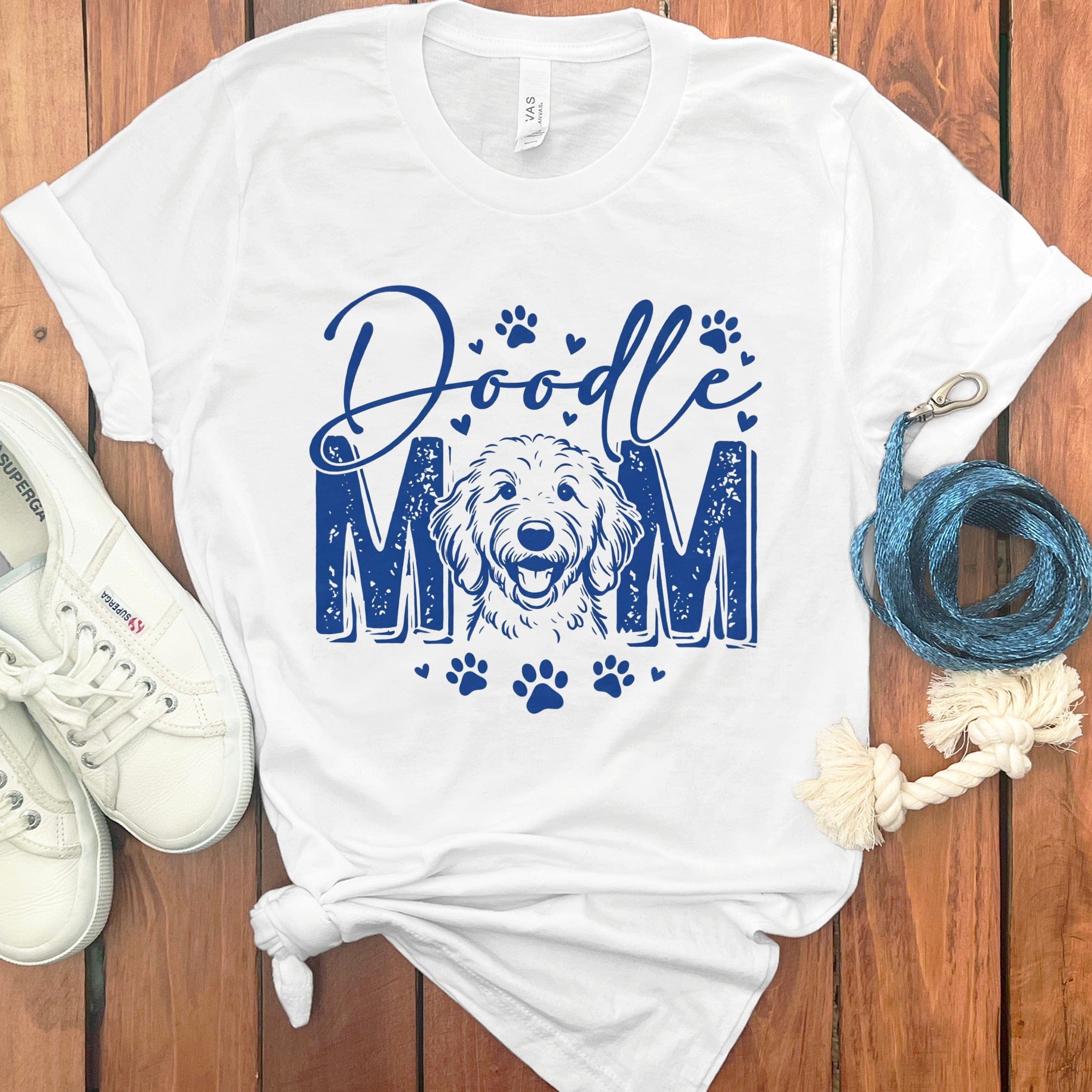 Script Doodle Mom Heart T-Shirt in White / S by Puppy Jo