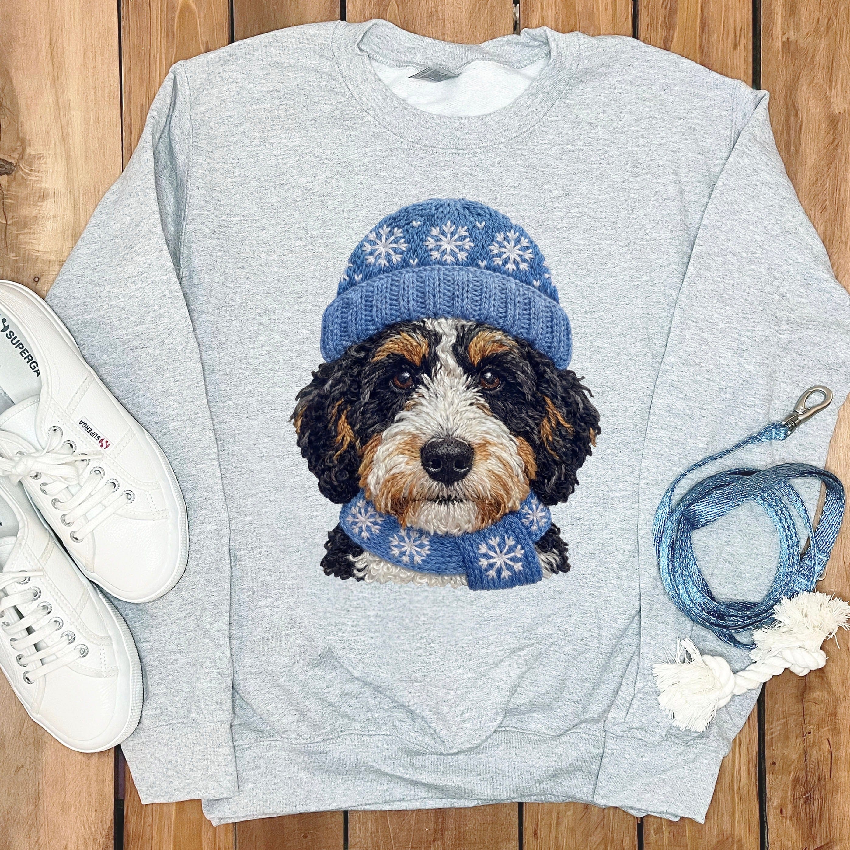 Winter Vibes Ausisiedoodle Sweatshirt in Sport Grey / S by Puppy Jo
